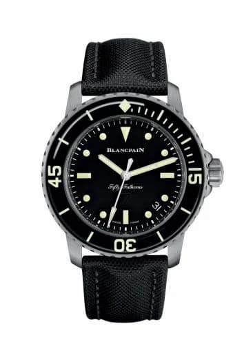 Blancpain Fifty Fathoms Nageurs de Combat Stainless Steel / Black / Black Canvas 5015E-1130-B52A — фото часов Blancpain Fifty Fathoms Nageurs de Combat Stainless Steel / Black / Black Canvas 5015E-1130-B52A — фото часов