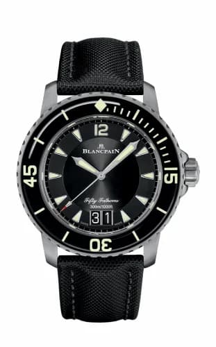 Blancpain Fifty Fathoms Automatique Grande Date Titanium / Black / Black Canvas 5050-12B30-B52A — фото часов Blancpain Fifty Fathoms Automatique Grande Date Titanium / Black / Black Canvas 5050-12B30-B52A — фото часов