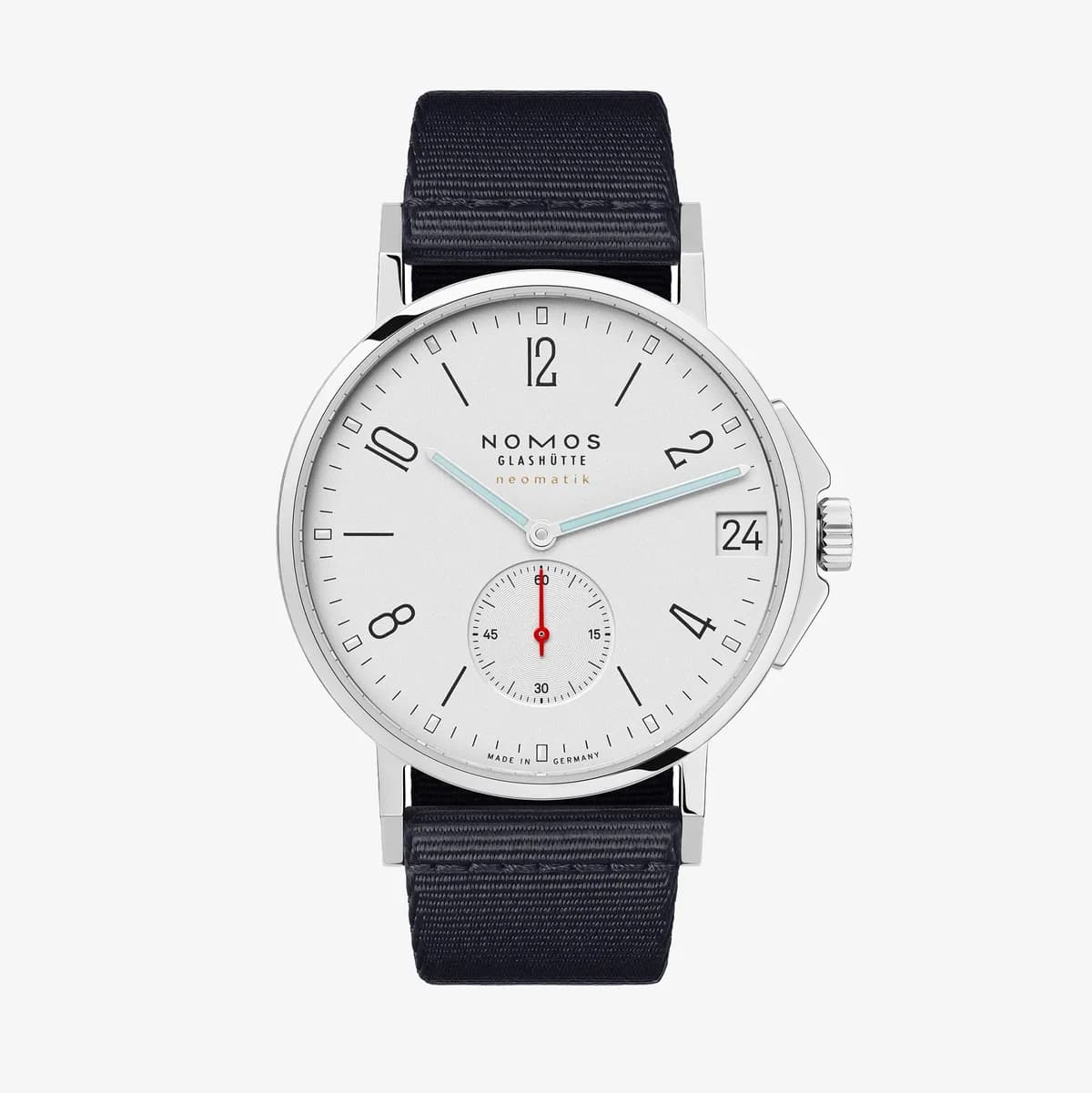 Nomos Glashütte Ahoi Neomatik 38 Date 525
