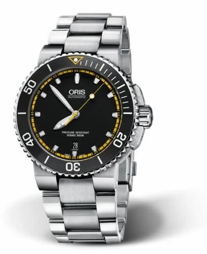 Oris Aquis Date 43 Stainless Steel / Black - Yellow / Bracelet 01 733 7653 4127-07 8 26 01PEB — фото часов Oris Aquis Date 43 Stainless Steel / Black - Yellow / Bracelet 01 733 7653 4127-07 8 26 01PEB — фото часов