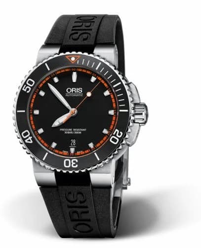 Oris Aquis Date 43 Stainless Steel / Black - Red / Rubber 01 733 7653 4128-07 4 26 34EB — фото часов Oris Aquis Date 43 Stainless Steel / Black - Red / Rubber 01 733 7653 4128-07 4 26 34EB — фото часов