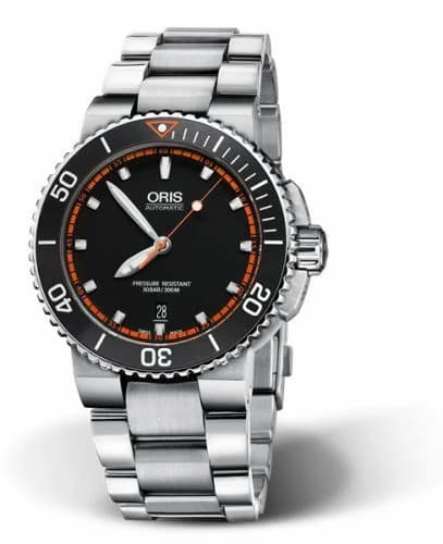 Oris Aquis Date 43 Stainless Steel / Black - Red / Bracelet 01 733 7653 4128-07 8 26 01PEB — фото часов Oris Aquis Date 43 Stainless Steel / Black - Red / Bracelet 01 733 7653 4128-07 8 26 01PEB — фото часов