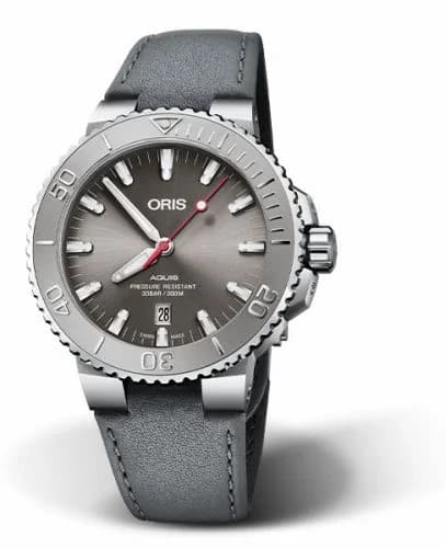 Oris Aquis Date 43.5 Relief Stainless Steel / Grey / Leather 01 733 7730 4153-07 5 24 11EB — фото часов Oris Aquis Date 43.5 Relief Stainless Steel / Grey / Leather 01 733 7730 4153-07 5 24 11EB — фото часов