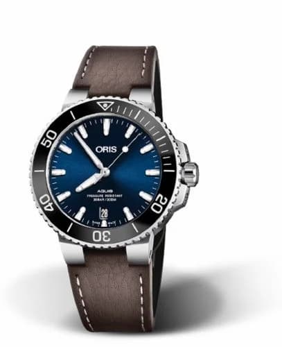 Oris Aquis Date 39.5 Stainless Steel / Blue / Calf 01 733 7732 4135-07 5 21 10FC — фото часов Oris Aquis Date 39.5 Stainless Steel / Blue / Calf 01 733 7732 4135-07 5 21 10FC — фото часов