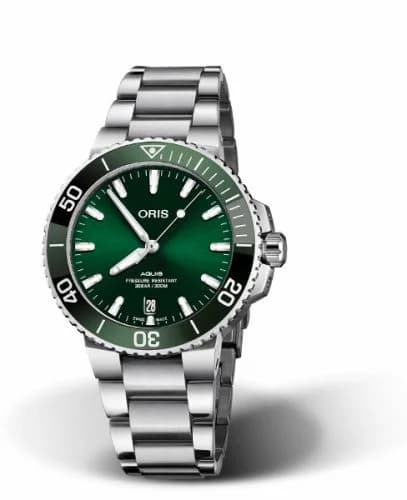 Oris Aquis Date 39.5 Stainless Steel / Green / Bracelet 01 733 7732 4157-07 8 21 05PEB — фото часов Oris Aquis Date 39.5 Stainless Steel / Green / Bracelet 01 733 7732 4157-07 8 21 05PEB — фото часов