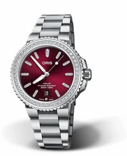 Oris Aquis Date Diamonds 41.5 Stainless Steel / Red / Bracelet 01 733 7766 4998-07 8 22 05PEB — фото часов Oris Aquis Date Diamonds 41.5 Stainless Steel / Red / Bracelet 01 733 7766 4998-07 8 22 05PEB — фото часов