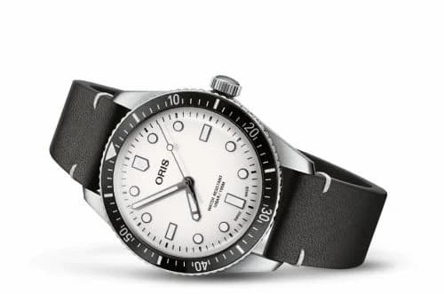 Oris Divers Sixty-Five 40 Social Club Edition / Barbados 01 733 7707 4051 OSC-BRB-Set — фото часов Oris Divers Sixty-Five 40 Social Club Edition / Barbados 01 733 7707 4051 OSC-BRB-Set — фото часов