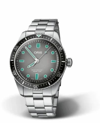 Oris Divers Sixty-Five 40 Stainless Steel / Grey / Bracelet 01 733 7707 4053-07 8 20 18 — фото часов Oris Divers Sixty-Five 40 Stainless Steel / Grey / Bracelet 01 733 7707 4053-07 8 20 18 — фото часов