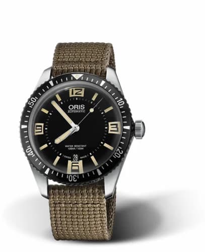 Oris Divers Sixty-Five 40 Stainless Steel / Black / Textile 01 733 7707 4064-07 5 20 22 — фото часов Oris Divers Sixty-Five 40 Stainless Steel / Black / Textile 01 733 7707 4064-07 5 20 22 — фото часов