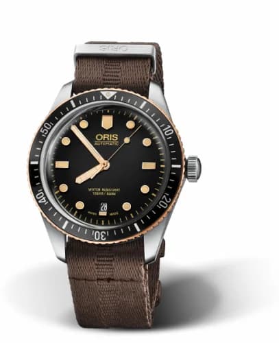 Oris Divers Sixty-Five 40 Stainless Steel / Bronze / Black / Nato 01 733 7707 4354-07 5 20 30 — фото часов Oris Divers Sixty-Five 40 Stainless Steel / Bronze / Black / Nato 01 733 7707 4354-07 5 20 30 — фото часов