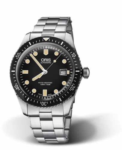 Oris Divers Sixty-Five 42 Stainless Steel / Black / Bracelet 01 733 7720 4054-07 8 21 18 — фото часов Oris Divers Sixty-Five 42 Stainless Steel / Black / Bracelet 01 733 7720 4054-07 8 21 18 — фото часов