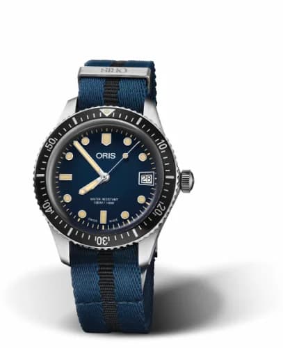 Oris Divers Sixty-Five 36 Stainless Steel / Blue / NATO 01 733 7747 4055-07 5 17 28 — фото часов Oris Divers Sixty-Five 36 Stainless Steel / Blue / NATO 01 733 7747 4055-07 5 17 28 — фото часов