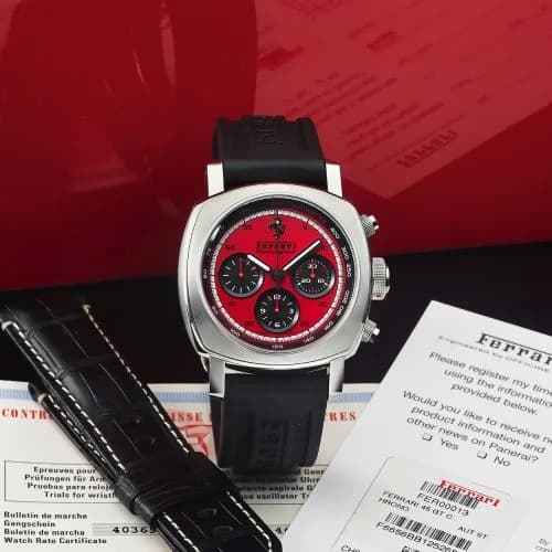 Panerai Ferrari Granturismo Chronograph Red FER00013 — фото часов Panerai Ferrari Granturismo Chronograph Red FER00013 — фото часов