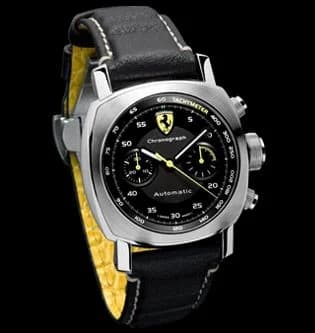 Panerai Ferrari Scuderia Chronograph 40mm FER00019 — фото часов Panerai Ferrari Scuderia Chronograph 40mm FER00019 — фото часов