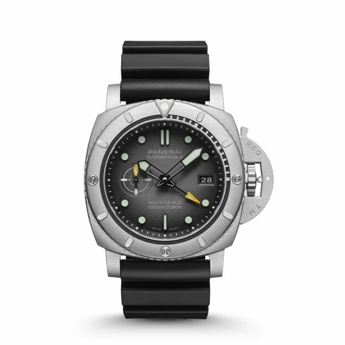 Panerai Submersible GMT Carbotech Navy SEALs Afniotech PAM01089