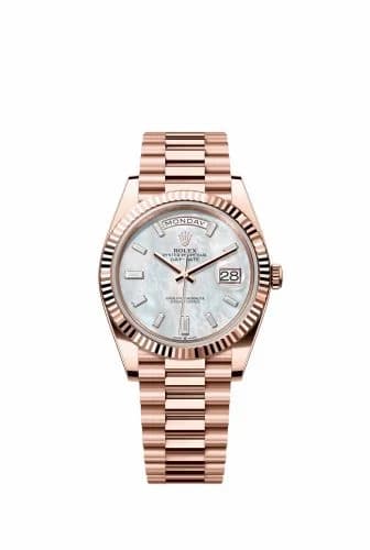 Rolex Day-Date 40 Everose / MOP - Baguette 28235-0056 — фото часов Rolex Day-Date 40 Everose / MOP - Baguette 28235-0056 — фото часов