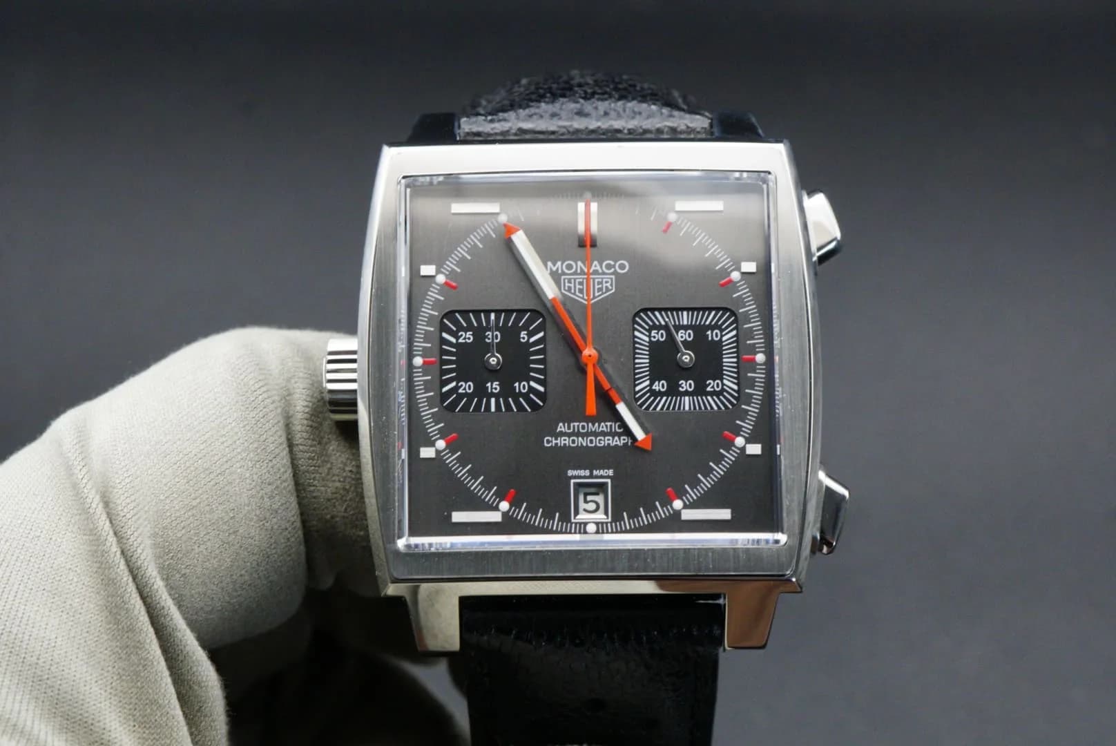 TAG Heuer CAW211B.FC6241