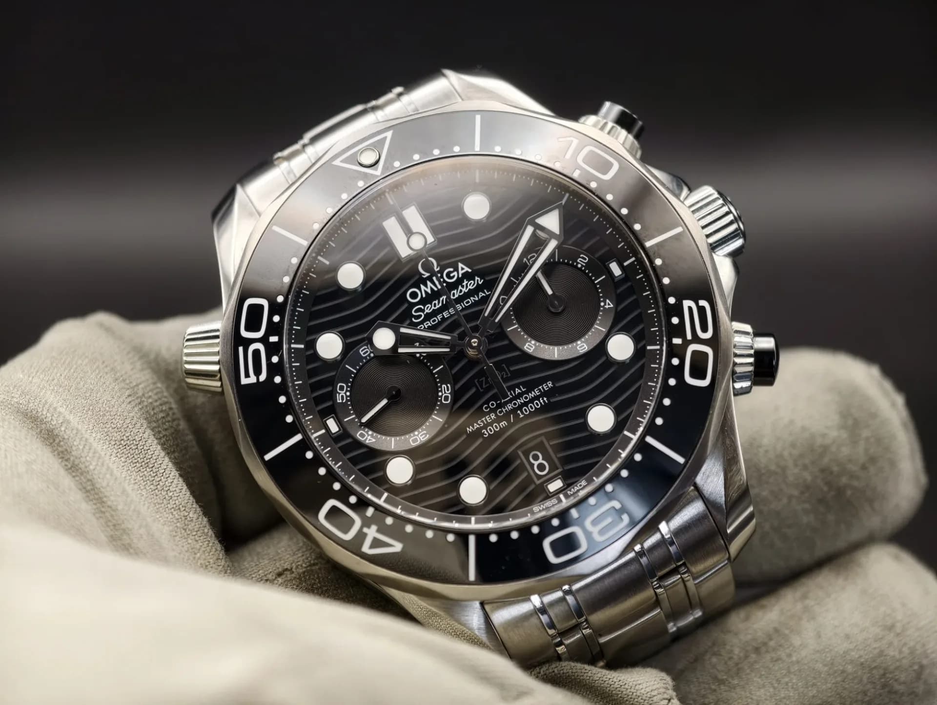 Omega 210.30.44.51.01.001