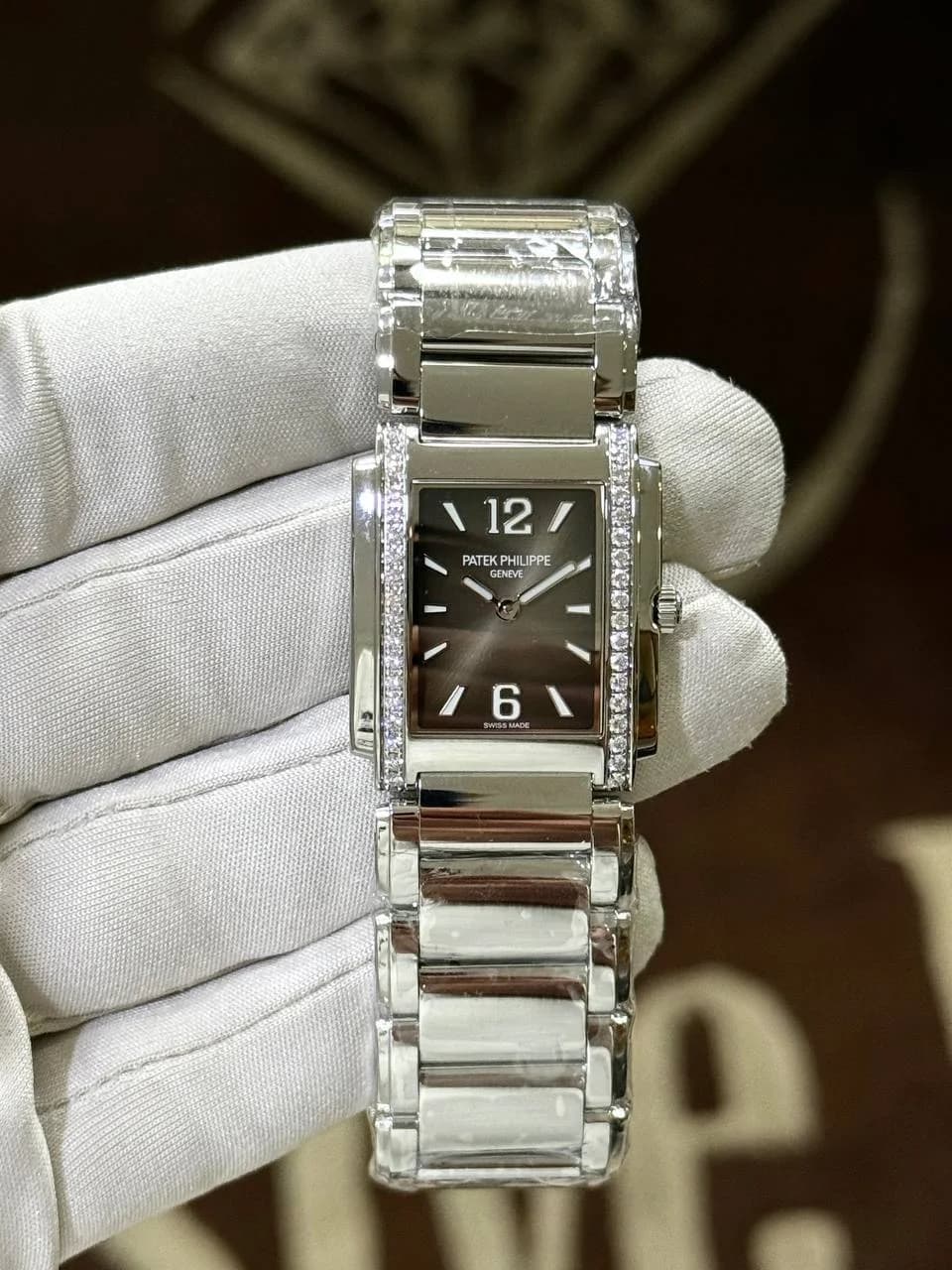Patek Philippe 4910-1200A-010