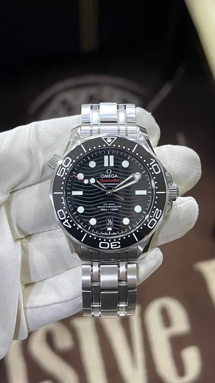 Omega 210.30.42.20.01.001