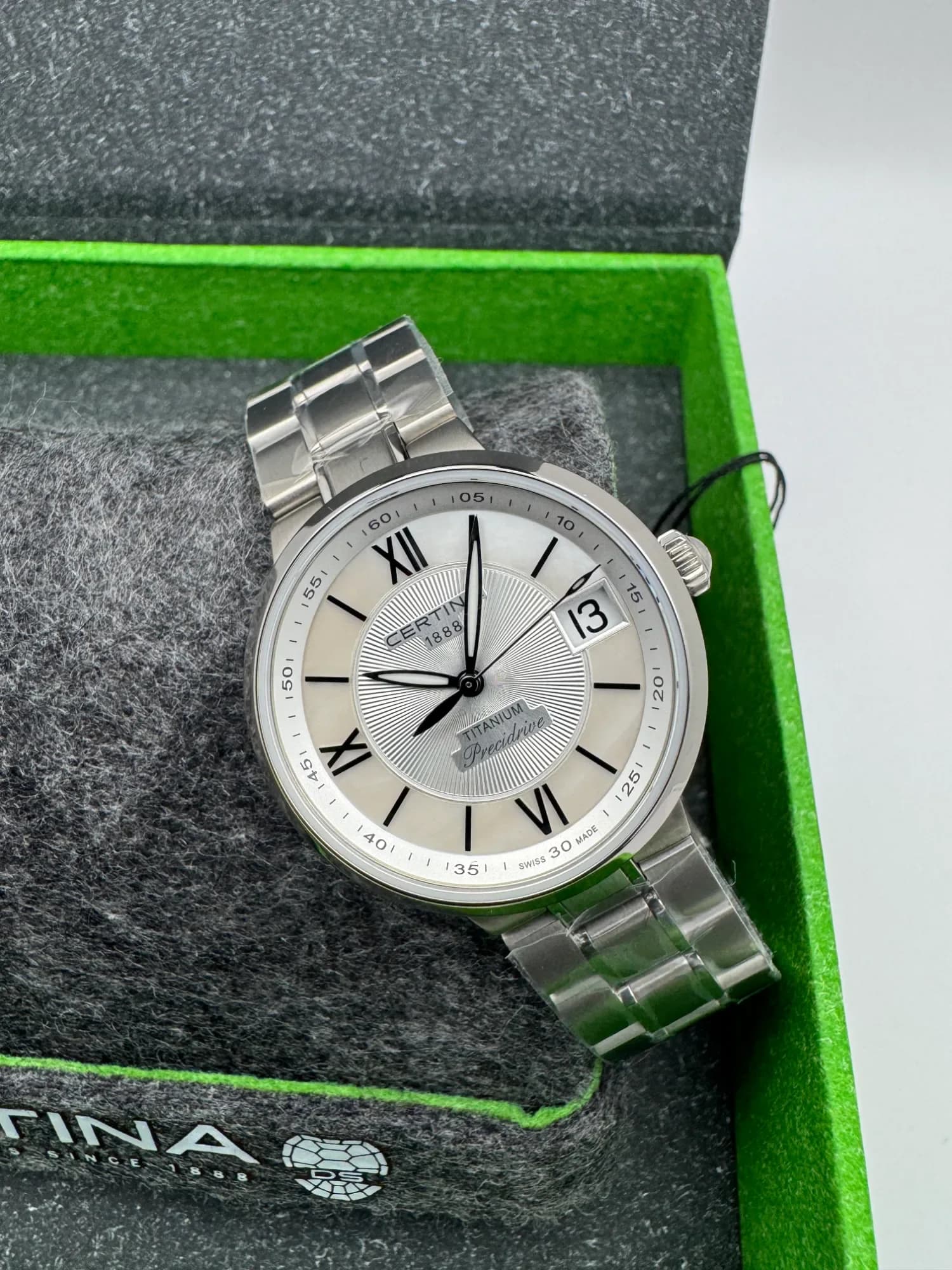Certina C031.210.44.113.00