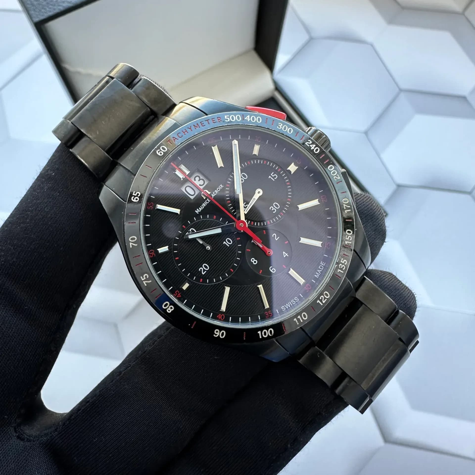 Maurice Lacroix MI1028-SS002-330