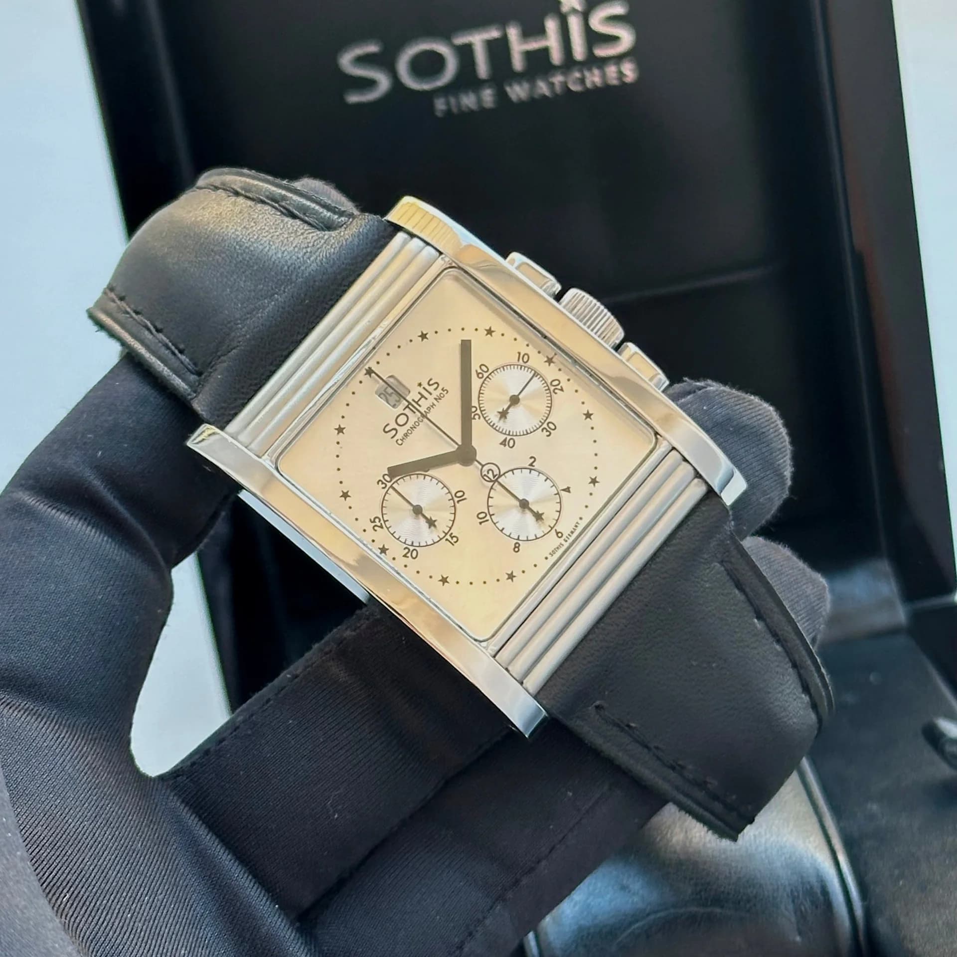Sothis Chronograph