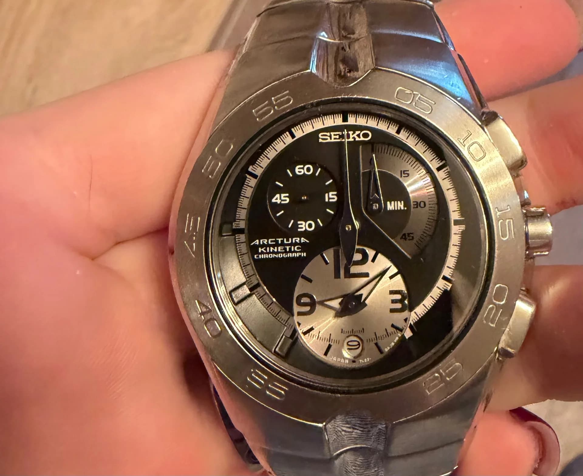 Seiko 7L22-0AJ0